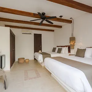 https://hotel-banana.allrivieramayahotels.com