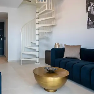 https://alexandrion-appartements-down-town.hotelschalkidiki.net