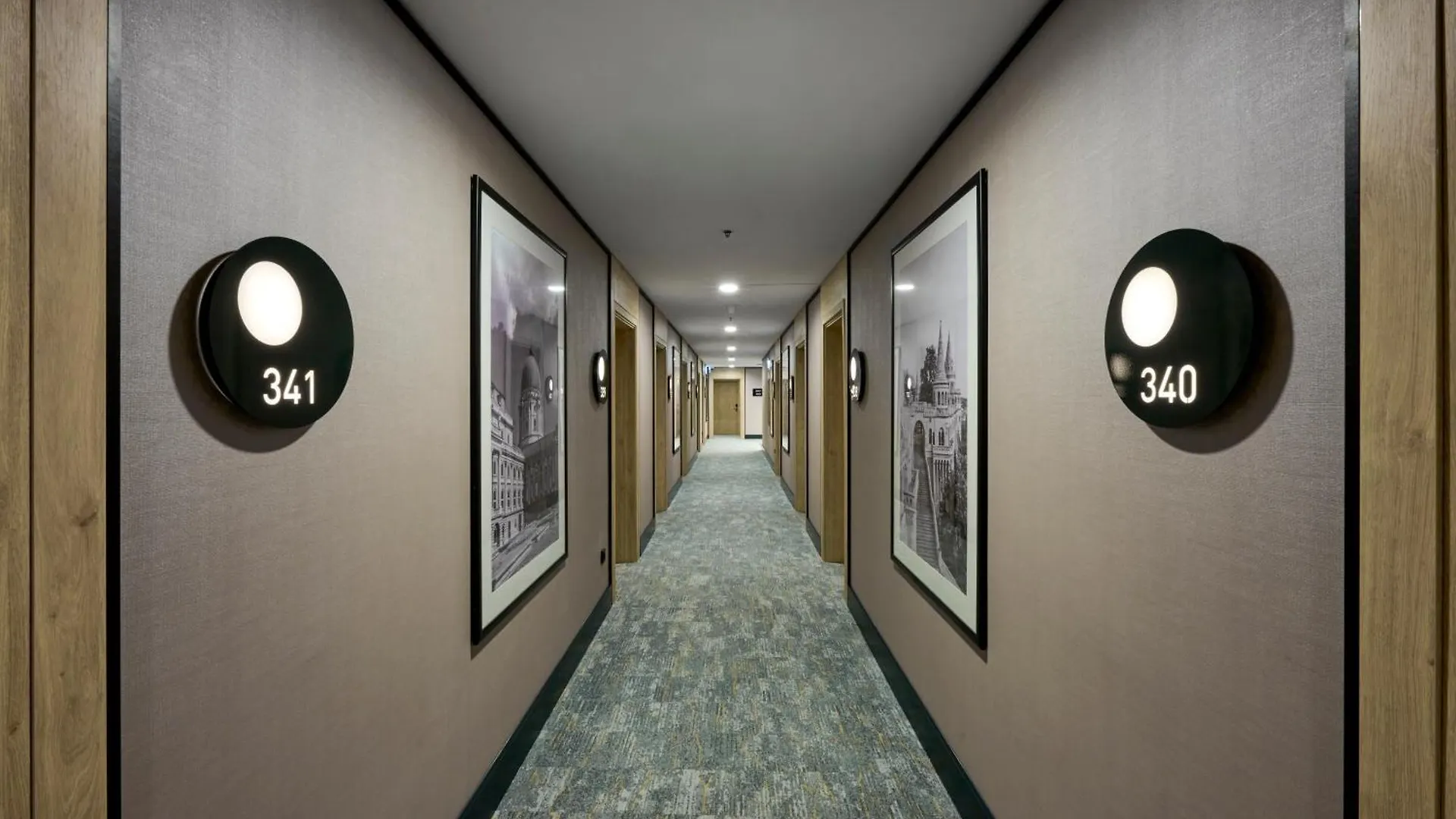 Radisson Hotel Budapest Budapart 4*,  Hungría